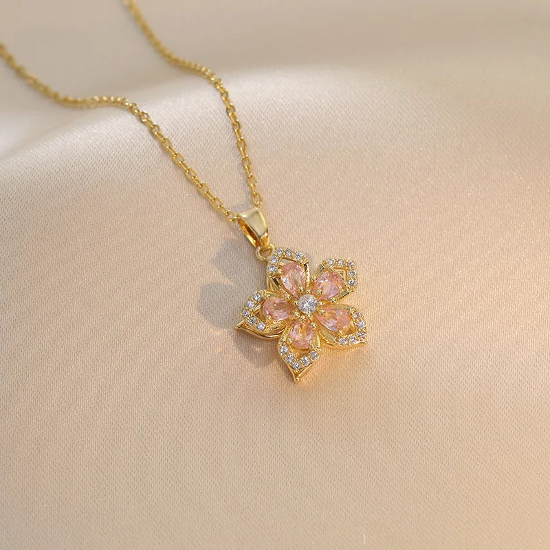 Collier en forme de fleur