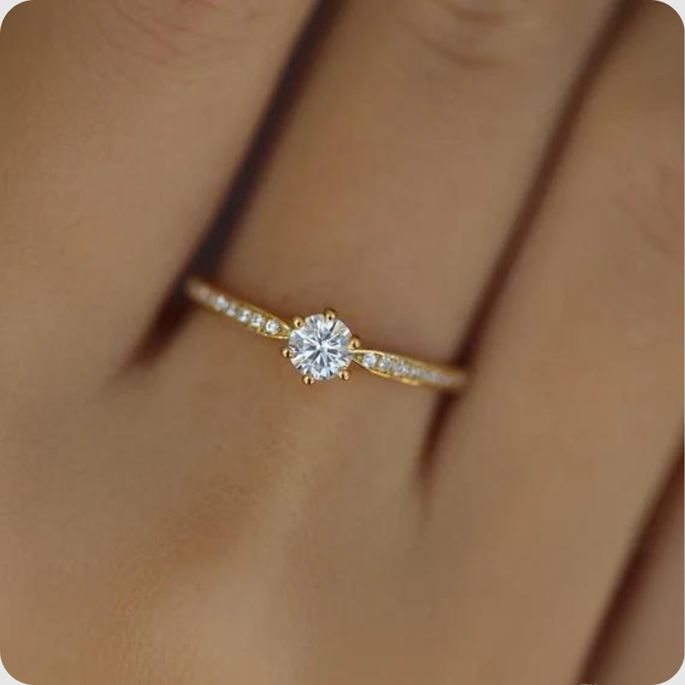 Bague en or et stras