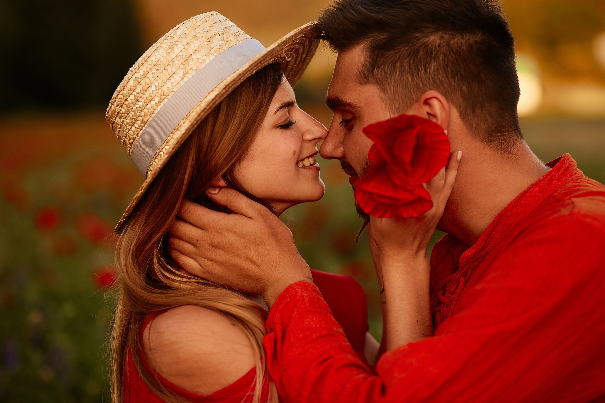 Header Purcoeur avec un homme et une femme qui s'embrasse