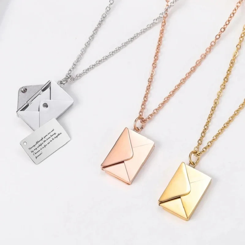 Collier Pendentif Enveloppe – Or